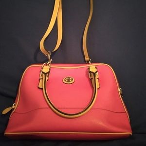 Giani Bernini Purse - Never Used! Red/Beige Medium Sized